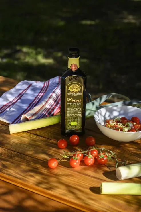Olio Extravergine di Oliva Primo BIO Tonda Iblea , Frantoi Cutrera, vari formarti Condimenti Frantoi Cutrera