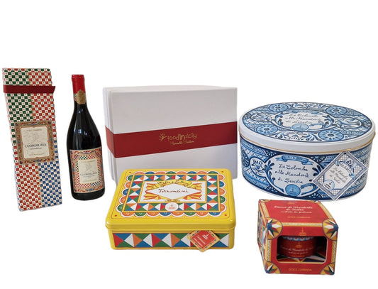 Confezione regalo Pasquale "Dolce&Gabbana" a marchio Dolce&Gabbana in 6 varianti Confezione regalo natalizia Fiasconaro Colomba Fiasconaro D&G alle Mandorle di Sicilia, 750 gr 