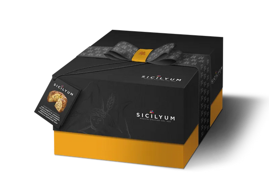 Panettone Classico con  uvetta sultanina aromatizzata con “Vino Marsala Fine DOC” , Sicilyum, 1 Kg Sicilyum